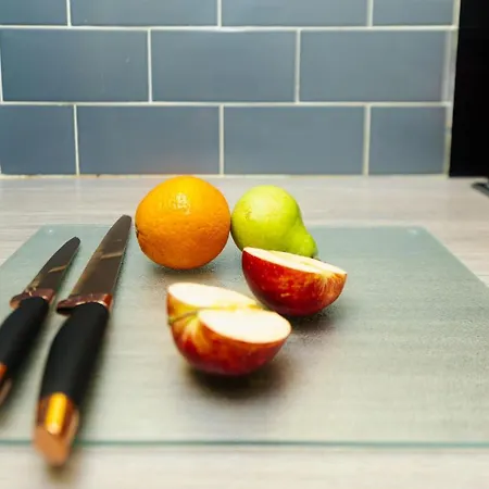 Superb Dwelling! Fast Wifi, Parking, Patchway Bristol