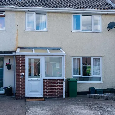 Apartment Superb Dwelling! Fast Wifi, Parking, Patchway *